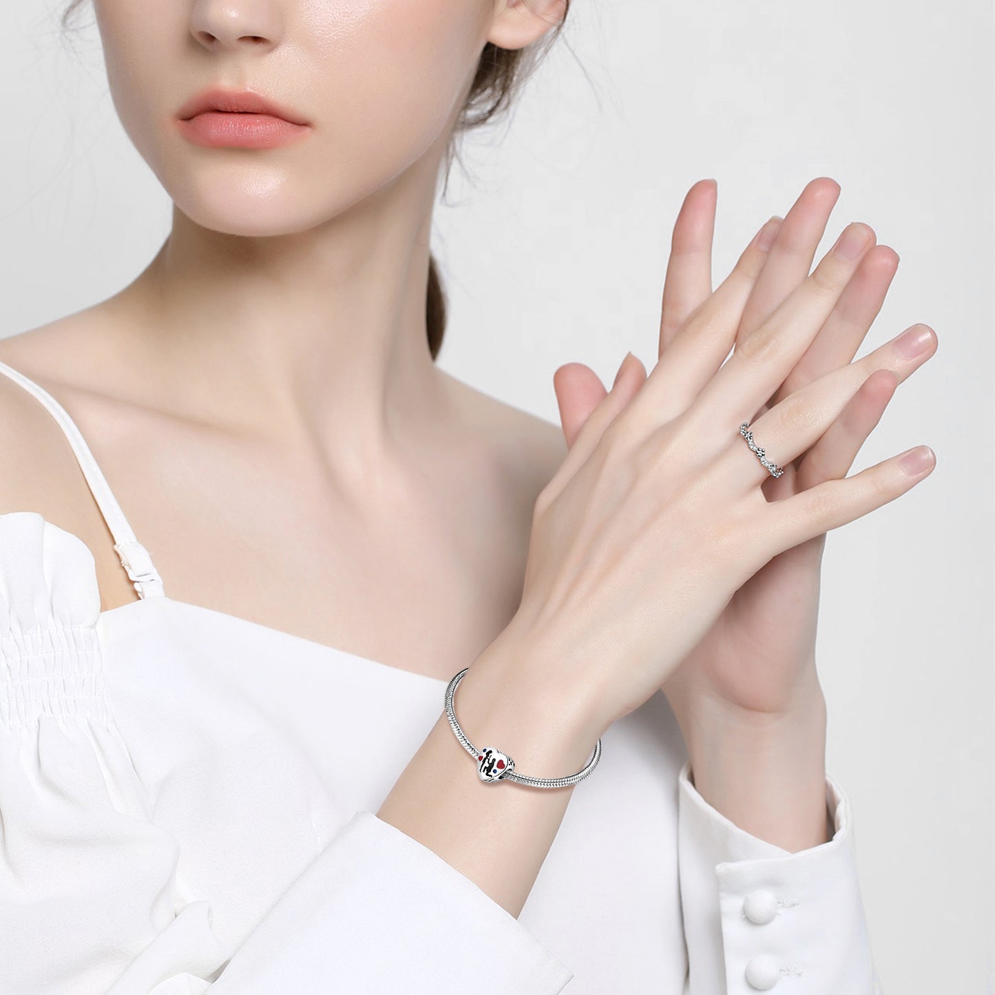 85ef4727-977e-45f7-8126-c66b4c58f11c